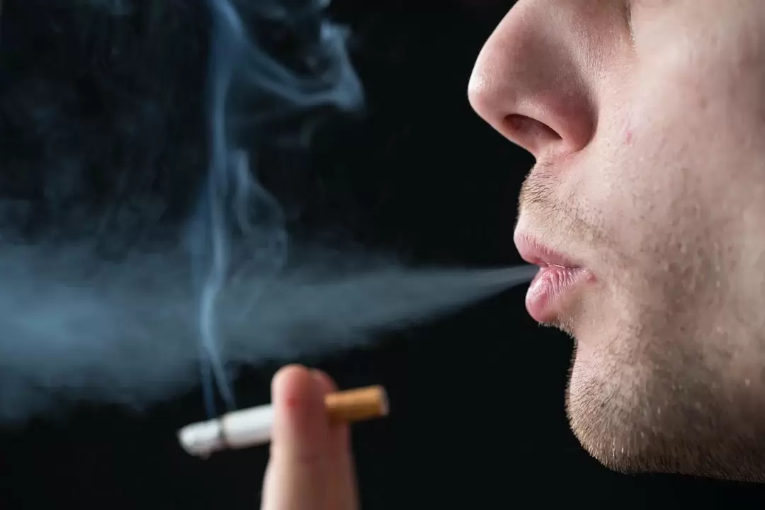 Waarom droom je van roken in een droom 